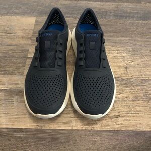 Crocs Men's Literide Pacer Sneakers mens size 8 rubber water shoes size 11 EUC